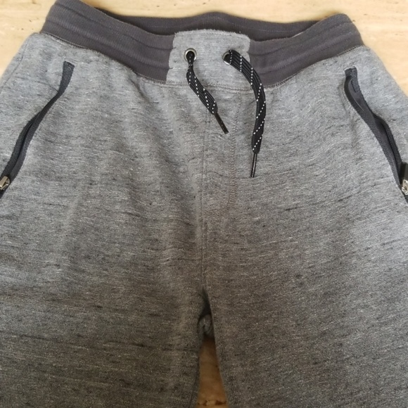 2 pair Old Navy joggers - Picture 6 of 7